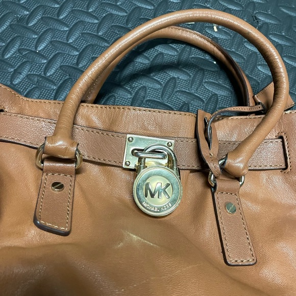 Michael Kors Purse - Picture 6 of 10